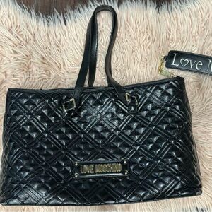 Love Moschino bag- in black, good condition